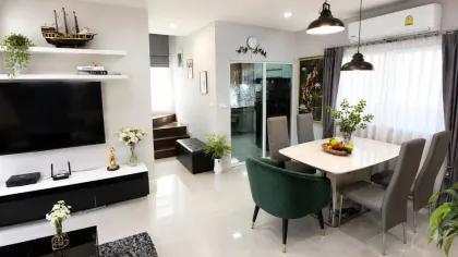 4卧室家庭住宅，位于BIS Phuket对面，Saransiri Koh Kaew