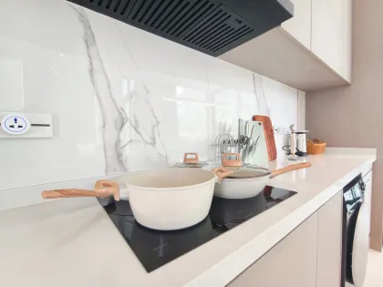 Вилла с 4 спальнями и бассейном в аренду в Larimar Villa, Чалонг