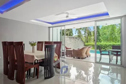 Luxusvilla mit 4 Schlafzimmern und Pool zur Miete in Kathu