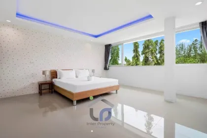 Luxusvilla mit 4 Schlafzimmern und Pool zur Miete in Kathu