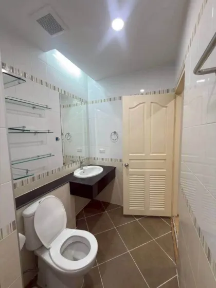 Apartamento de 1 dormitorio y 1 baño en alquiler en el centro de Phuket