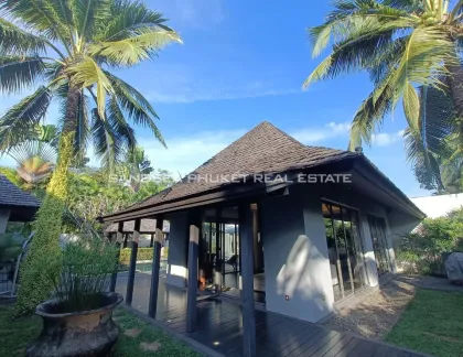 Villa con 4 Dormitorios y 4 Baños con Piscina en Layan en Alquiler