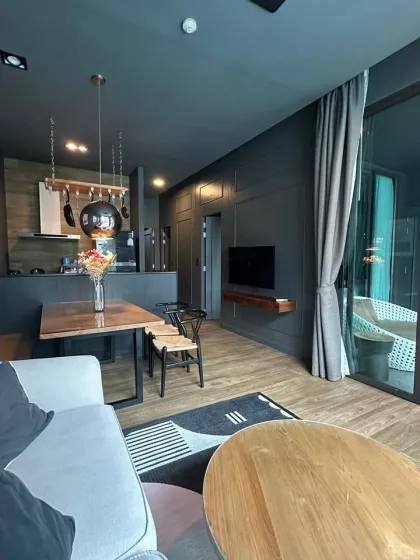 Condo de lujo de 1 dormitorio en alquiler en Saturday Residence, Saiyuan