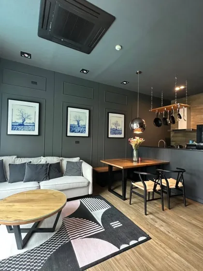 Condo de lujo de 1 dormitorio en alquiler en Saturday Residence, Saiyuan