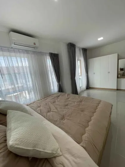 Pet-Friendly 3 Bedroom Townhome for Rent at Pruksa Ville Chaofa