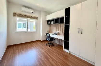 Maison Moderne T3 à Louer à Chalong près de l’École Internationale BCIS