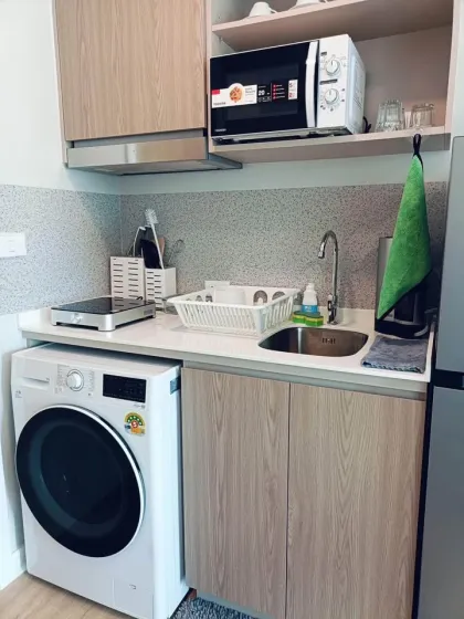 Voll möblierte 1-Zimmer-Wohnung nahe Robinson Thalang