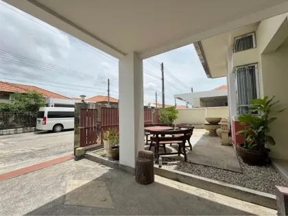 3-Schlafzimmer, 2-Bad Villa zur Miete in Phuket Villa Chaofa 2