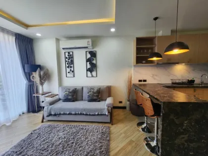 Apartamento de 1 Habitación y 1 Baño con Vista al Mar Cerca de la Playa Rawai