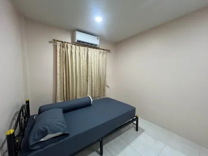 Таунхаус с 2 спальнями и 2 ванными в аренду в Golden Ville 5, Kathu