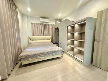 Grande villa 4 chambres 4 salles de bains en location à Supalai Lake Ville, Koh Kaew