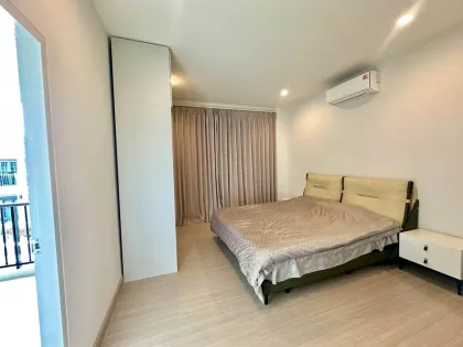 Grande villa 4 chambres 4 salles de bains en location à Supalai Lake Ville, Koh Kaew