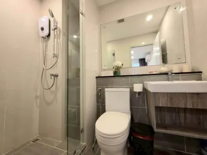 คอนโดมิเนียม 1 ห้องนอน พร้อมเฟอร์นิเจอร์ครบ ที่ SPACE Condominium ราไวย์ ภูเก็ต