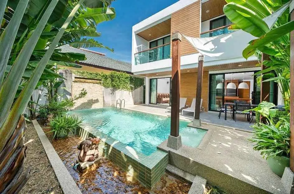 Villa avec Piscine de 2 Chambres à Louer à Rawai, Phuket