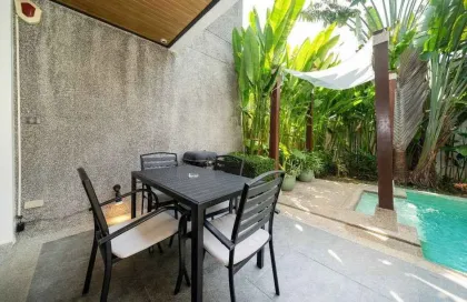 Villa avec Piscine de 2 Chambres à Louer à Rawai, Phuket