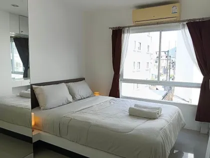 อพาร์ตเมนต์ 1 ห้องนอนให้เช่าที่ The Scene Condo, Kathu