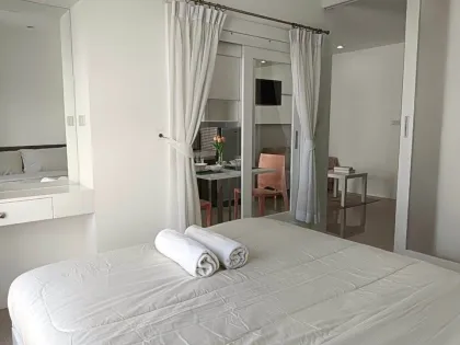 อพาร์ตเมนต์ 1 ห้องนอนให้เช่าที่ The Scene Condo, Kathu