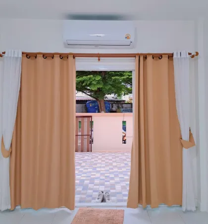 Maison en rangée rénovée 3 chambres à Baan Chanakan Naka, Phuket Town