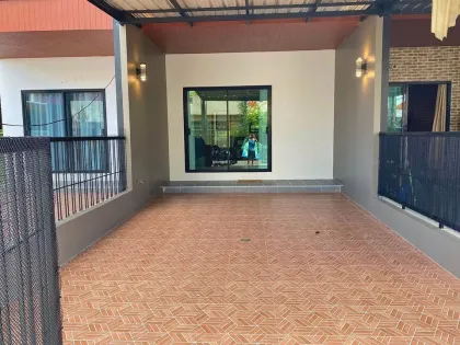 2-Bedroom, 2-Bathroom Cozy Townhouse for Rent in Chalong