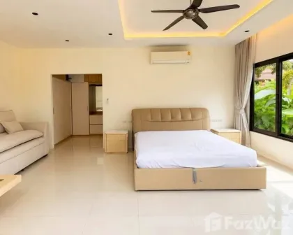 Modern Pool Villa Near Nai Harn Beach in Rawai