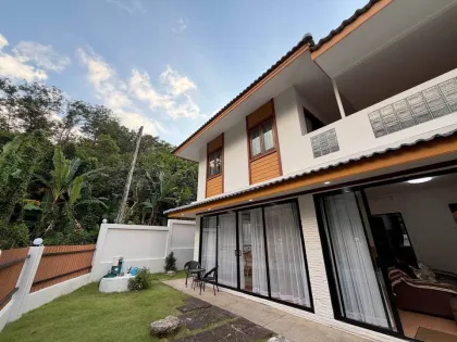 Villa spacieuse de 3 chambres à louer dans le secteur prisé de Laguna, Thalang