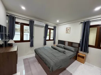 Villa spacieuse de 3 chambres à louer dans le secteur prisé de Laguna, Thalang
