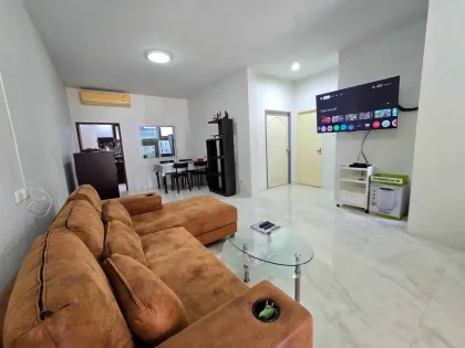 2-Bedroom 2-Bath House with Garden Near Robinson Lifestyle Chalong