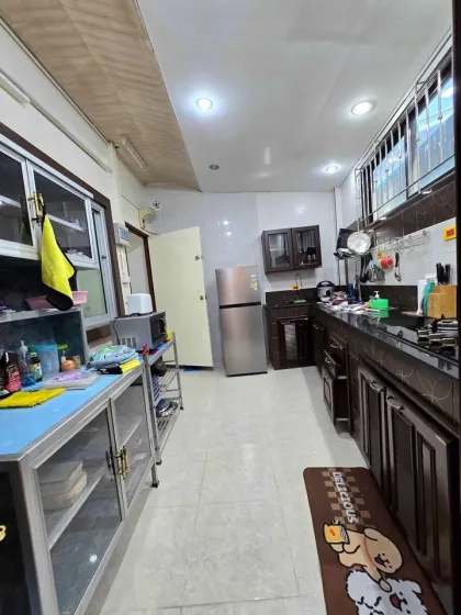 2-Bedroom 2-Bath House with Garden Near Robinson Lifestyle Chalong