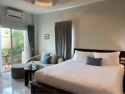 อพาร์ตเมนต์ 1 ห้องนอน ใกล้ชายหาดราไวย์และในหาน