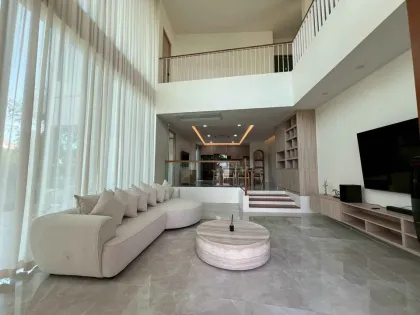 Spacious 3-Bedroom Villa with High Ceilings in Kathu, Phuket