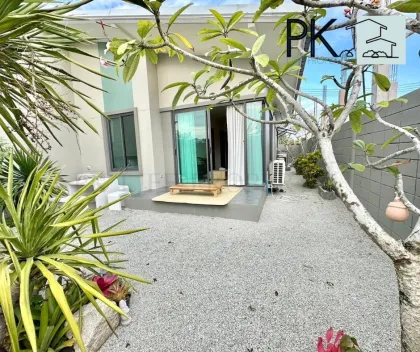 Poolvilla mit 2 Schlafzimmern und 2 Bädern zur Miete in Chalong