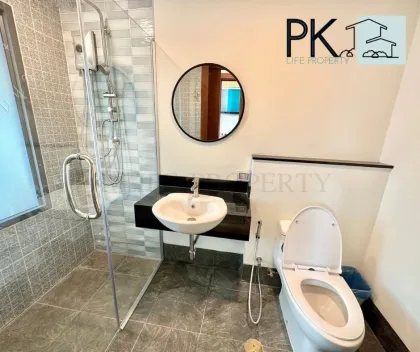 Poolvilla mit 2 Schlafzimmern und 2 Bädern zur Miete in Chalong