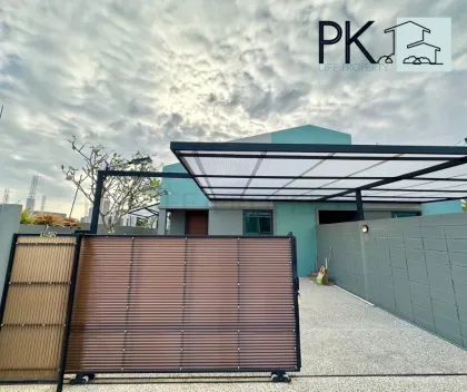 Poolvilla mit 2 Schlafzimmern und 2 Bädern zur Miete in Chalong