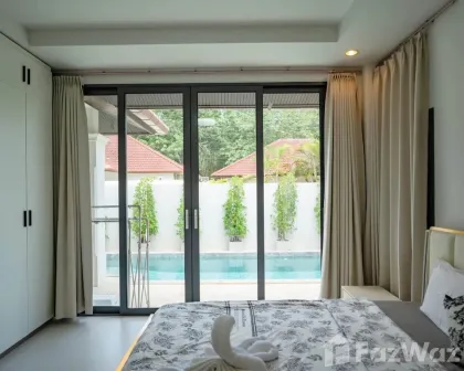 Maison privée avec piscine 3 chambres à Cherng Talay