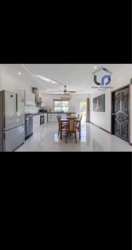 Acogedora villa con piscina de 3 hab. cerca de playas Rawai y Nai Harn