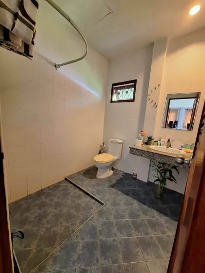 卡图瀑布附近全家具4卧室独立屋出租