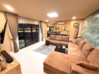Maison loft 2 chambres avec vue sur le lac à Kathu