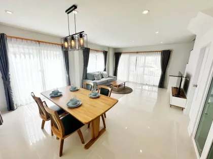 3 Bedroom 2 Bathroom Villa in Supalai Plam Spring