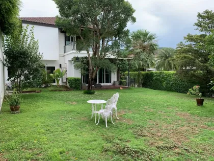 Schöne 3-Zimmer-Villa in gesicherter Chalong-Gemeinschaft