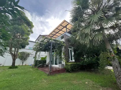 Schöne 3-Zimmer-Villa in gesicherter Chalong-Gemeinschaft
