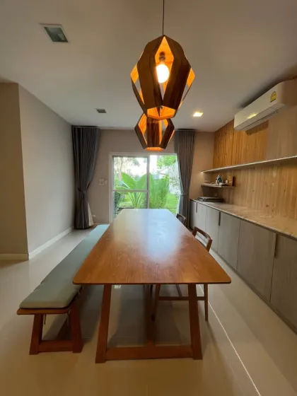 Schöne 3-Zimmer-Villa in gesicherter Chalong-Gemeinschaft