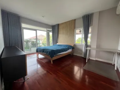 Schöne 3-Zimmer-Villa in gesicherter Chalong-Gemeinschaft