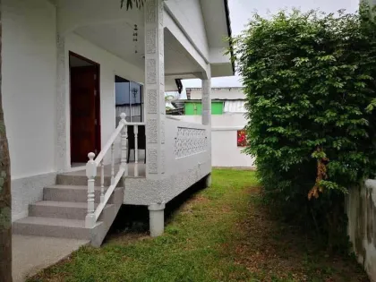 Villa 2 chambres 2 salles de bain proche plage de Kamala, animaux acceptés