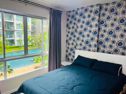 Apartamento de 1 dormitorio con vista a la piscina en Dcondo Mine Kathu