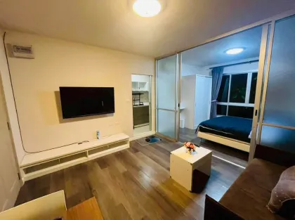 Apartamento de 1 dormitorio con vista a la piscina en Dcondo Mine Kathu