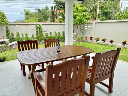 บ้านใหม่ 3 ห้องนอนให้เช่าในบังเทา ภูเก็ต