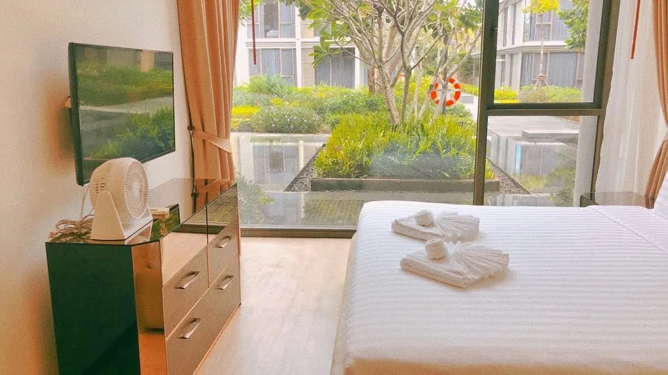 คอนโด 2 ห้องนอน พร้อมทางเข้าถึงสระว่ายน้ำ ที่บ้านในเขาใหม่