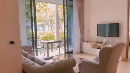 คอนโด 2 ห้องนอน พร้อมทางเข้าถึงสระว่ายน้ำ ที่บ้านในเขาใหม่
