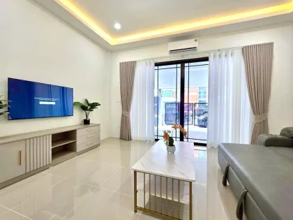 Современный дом с 3 спальнями в аренду рядом с HeadStart и Central Phuket