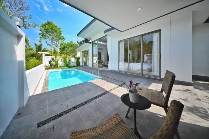 Аренда виллы с бассейном рядом с Robinson Lifestyle Phuket
